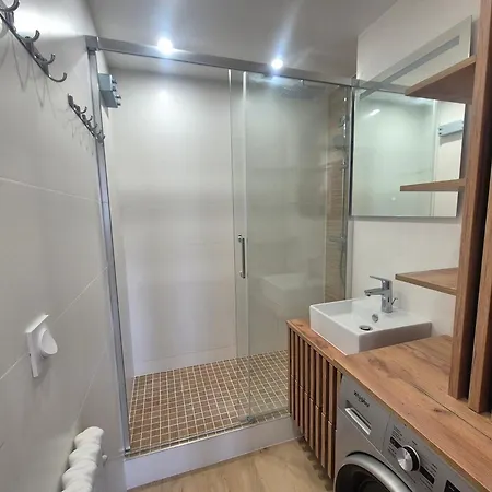 Confort Moderne: 6 Pers, Balcon, Wifi, Pied Des Pistes - Fr-1-502-592 Apartment Tignes